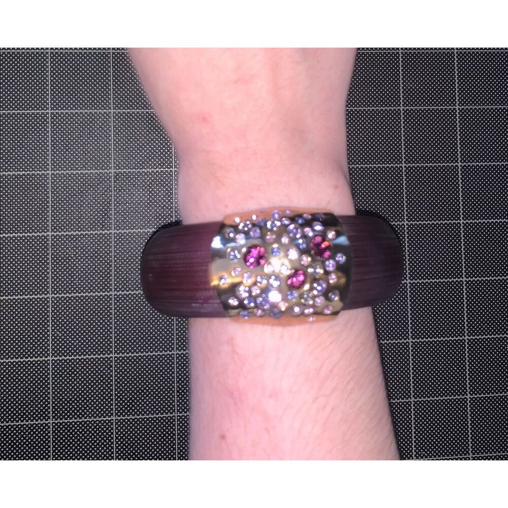 Maroon And Gold Toned Lucite Bracelet 8” Multi Colored Stones
